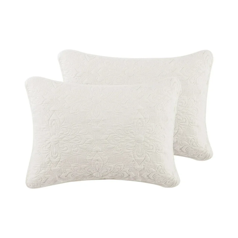 VCNY Home Caroline Quilt Set Full/Queen White Embossed Floral 3-Piece BED62